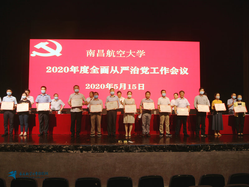 8ee0365ac01e4063b4f8fc5027f913ed.jpg